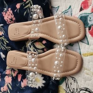 Clear pearl Sandals